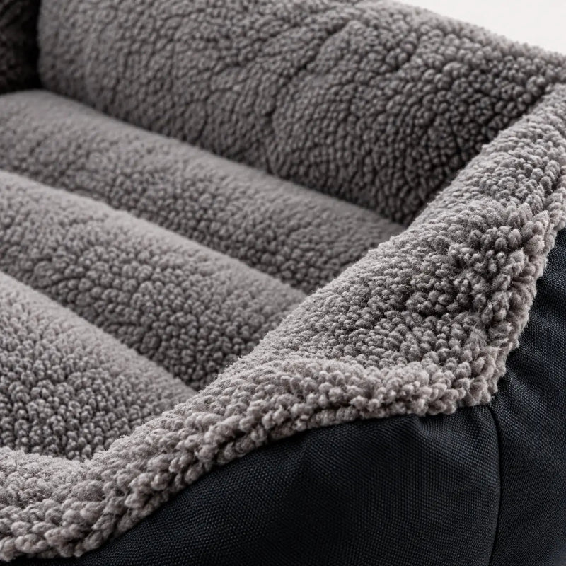zoom sur panier chien rebord
